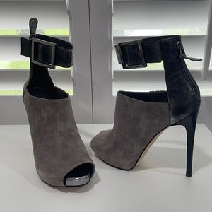 Guess heels size 6 1/2